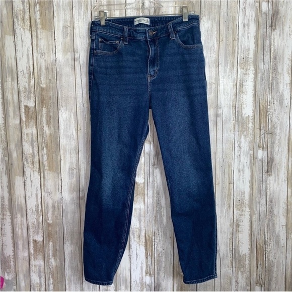 Abercrombie & Fitch Denim - Abercrombie & Fitch The Skinny High Rise Jeans